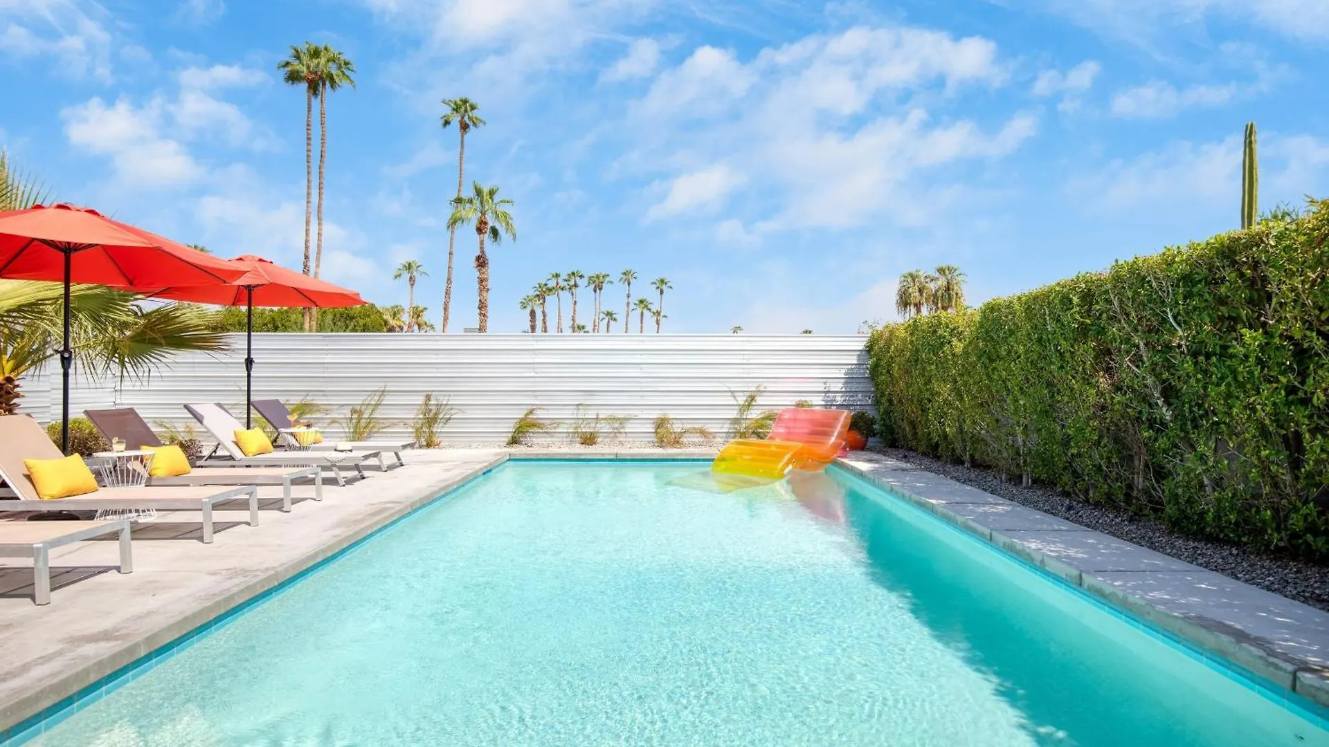 פאלם ספרינגס Lloyd By Avantstay Palm Spring Paradise W Pool Large Yard Table Tennis Permit3779 ארצות הברית