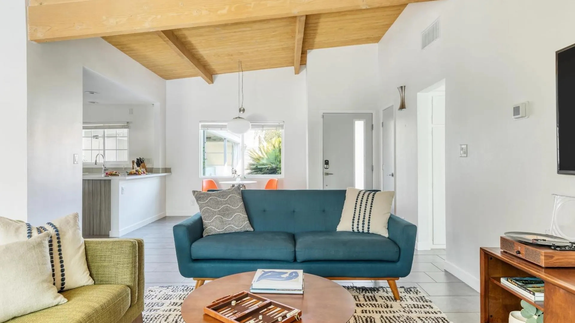 פאלם ספרינגס Lloyd By Avantstay Palm Spring Paradise W Pool Large Yard Table Tennis Permit3779 בית נופש פאלם ספרינגס